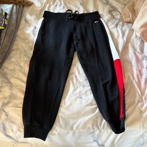 Tommy Hilfiger jogger sweats!